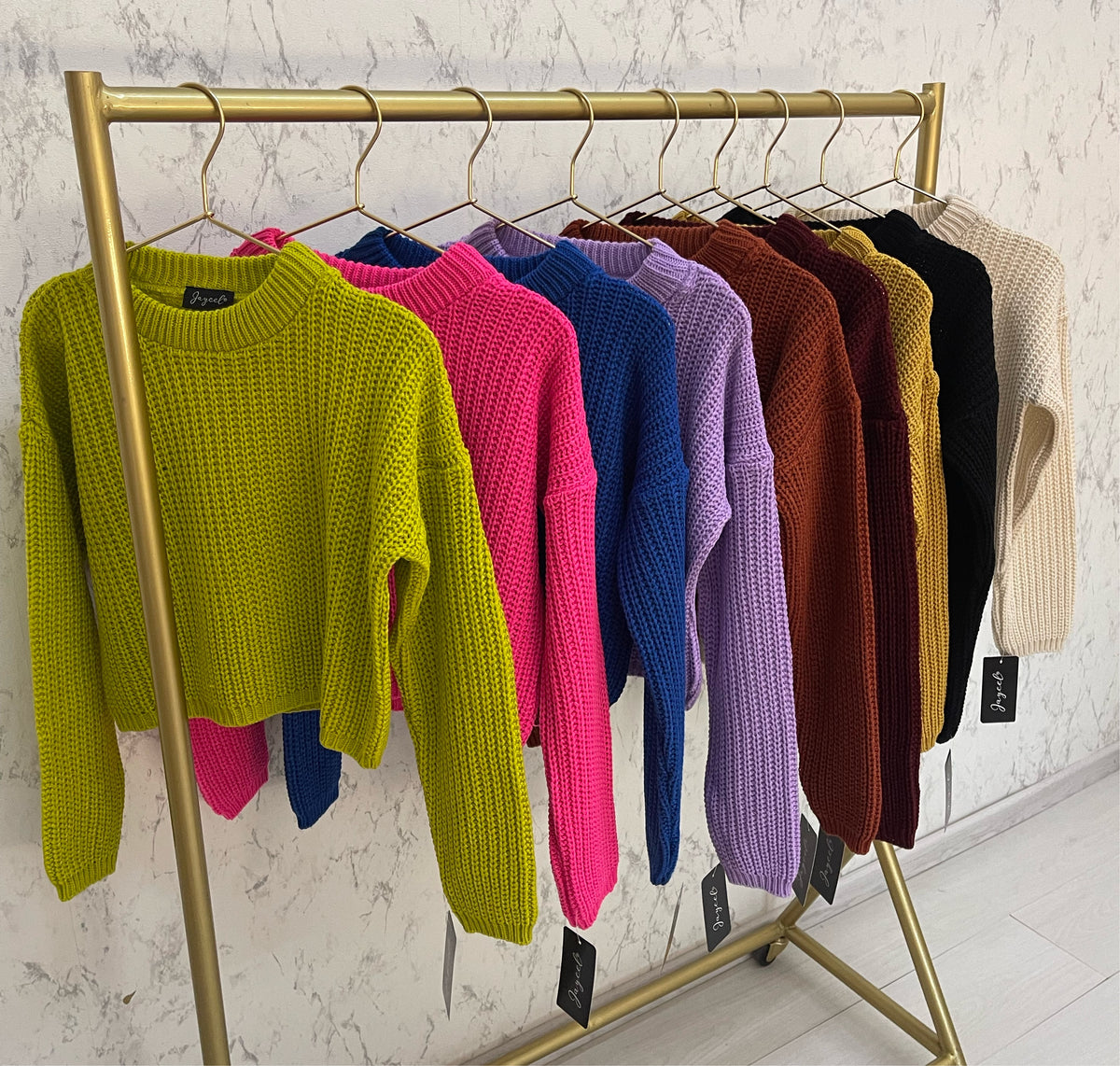 Crop suéter punto perle jaycelmx Crop suéter punto perle jaycelmx